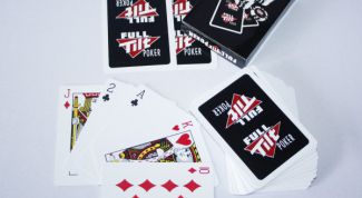 Прекрасные игральные пластиковые карты