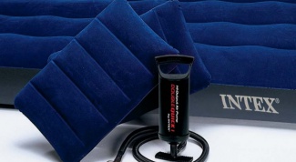 Матрас постоянно рвется и сдувается