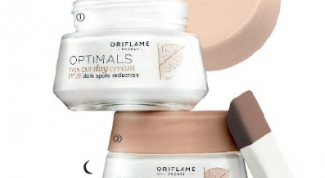 Осветляющий эффект, питание и увлажнение.