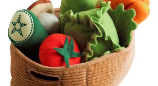 Хорошая игрушка для маленькой хозяюшки