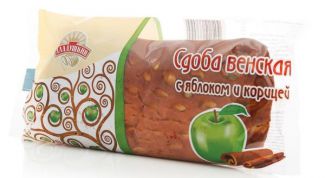 Сладкая булочка для чаепития в офисе и дома