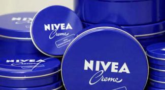 Плохо впитывающийся крем, оставляющий жирную пленку на коже