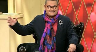 Эксцентричное шоу с участием напыщенных граждан