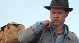 "Словом можно предать..."