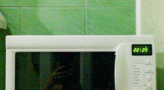 Удобная, легкая в эксплуатации, функциональная микроволновая печь