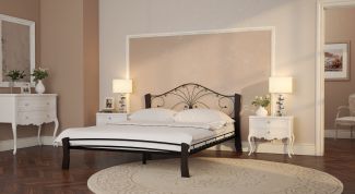 Заказали тут хорошую кованную кровать