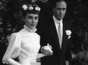 От Одри Хепберн до Кортни Лав: 10 малоизвестных свадебных нарядов звезд