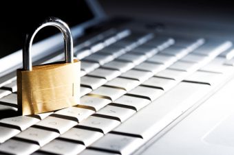 Как заблокировать выход программы в интернет