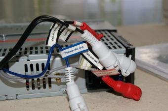 Как подключить сабвуфер без выхода на магнитоле