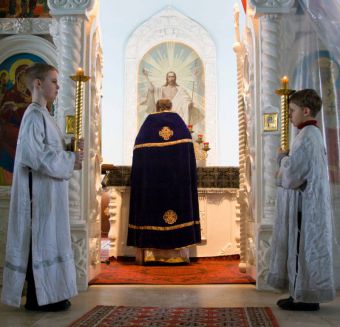Как нужно исповедоваться и причащаться