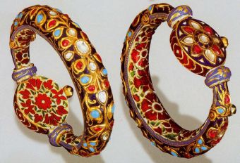Почему не подлежат возврату купленные золотые украшения