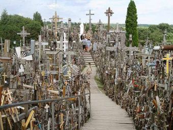 Гора Крестов в Литве