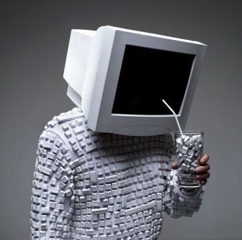 Почему нас так тянет к компьютеру?