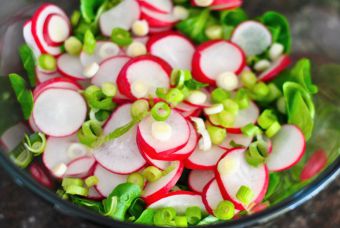 Салат из редиски: рецепты с фото для легкого приготовления
