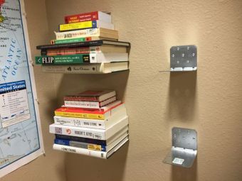 Невидимые книжные полки