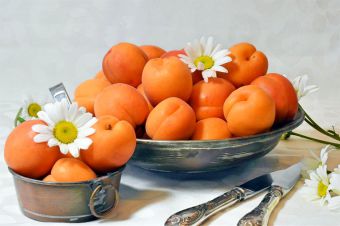 Какие десерты можно приготовить из абрикосов