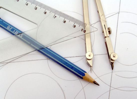 Как нарисовать серединный перпендикуляр с помощью циркуля