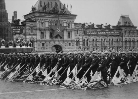 Фото празднования 9 мая 1945 года