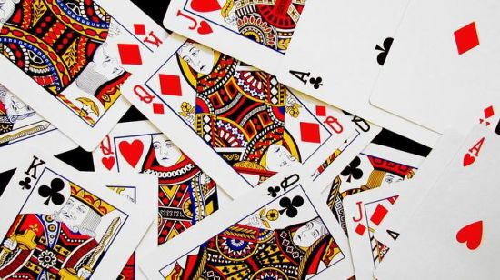 В какие игры можно играть в игральные карты обманывать онлайн казино