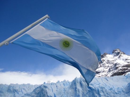 На каком языке говорят в Аргентине испанский язык в