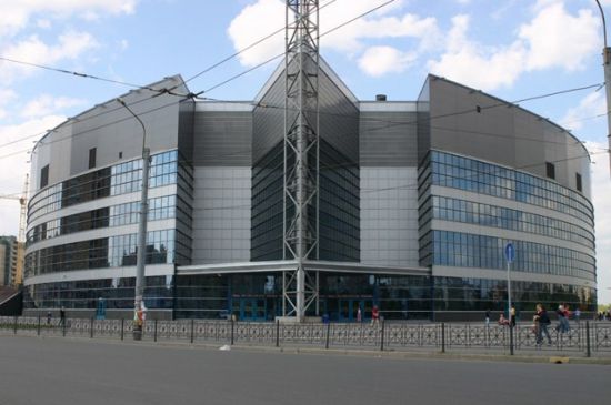 Как добраться до Ледового дворца в СанктПетербурге как