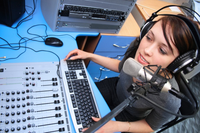 Как стать радиоведущим