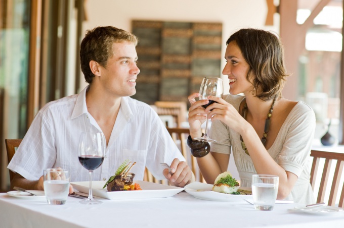 Как устроить недорогое романтическое свидание