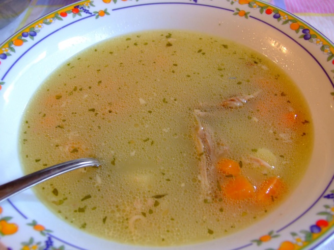 Как приготовить куриный суп-лапшу