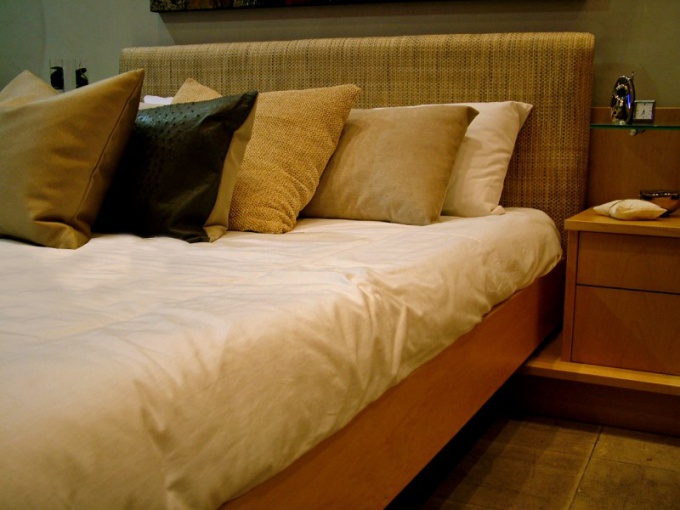 Как выбрать подушку и одеяло