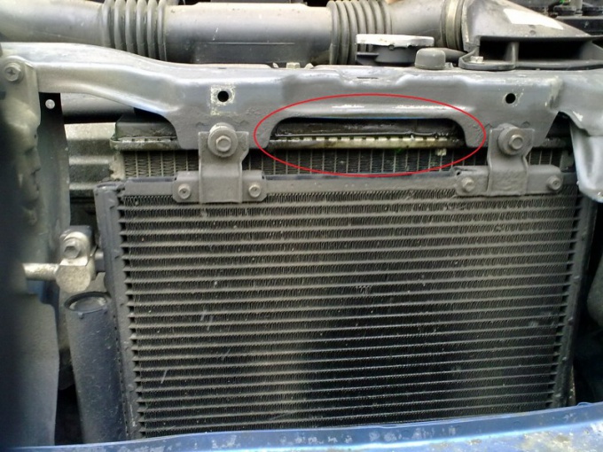 How to repair a car radiator