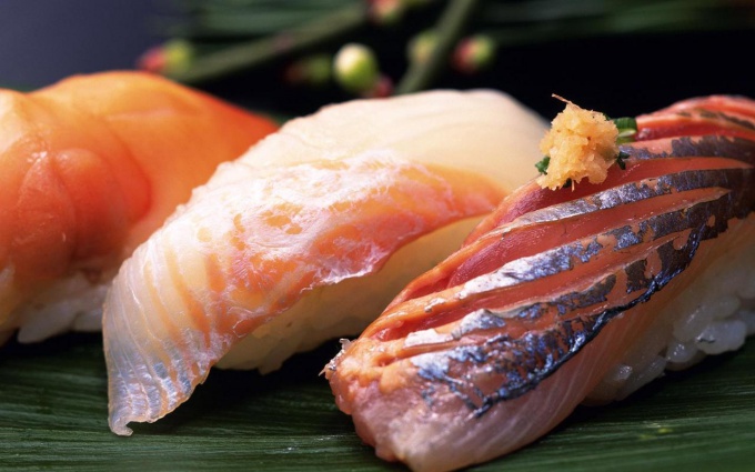 Как резать рыбу для суши