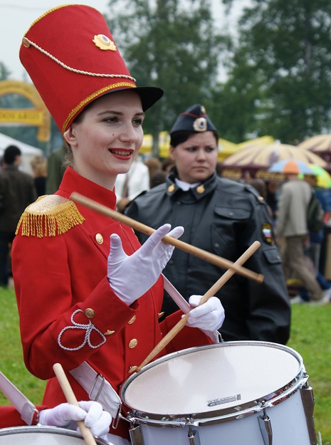 How to spin drum sticks