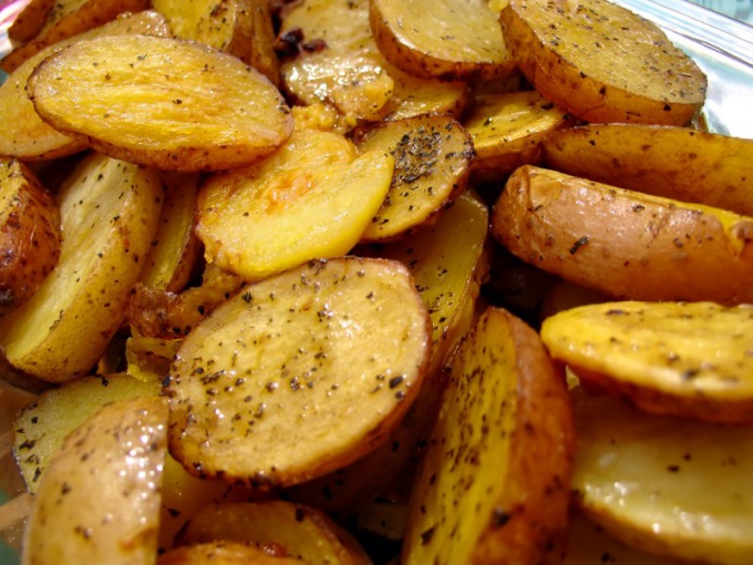 How to fry potatoes in the microwave