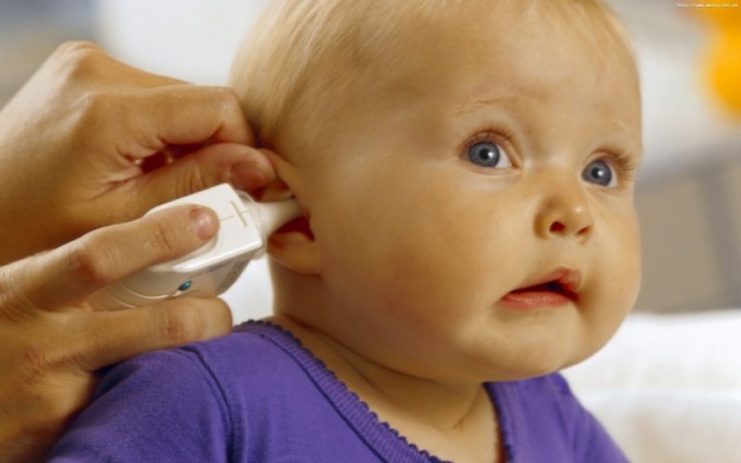 What to do if your child hurts the ear