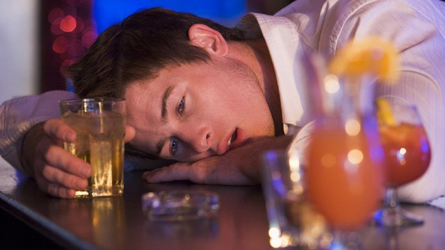 Как уговорить алкоголика лечиться