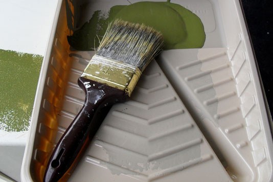 How to dilute latex paint