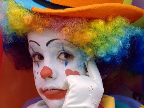 How to make clown makeup