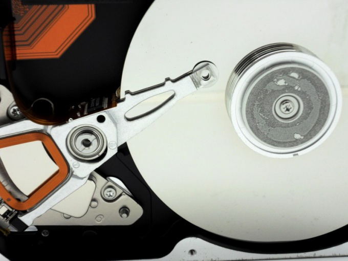 How to format system hard disk drive