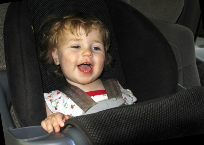 Как обеспечить безопасность детей в машине