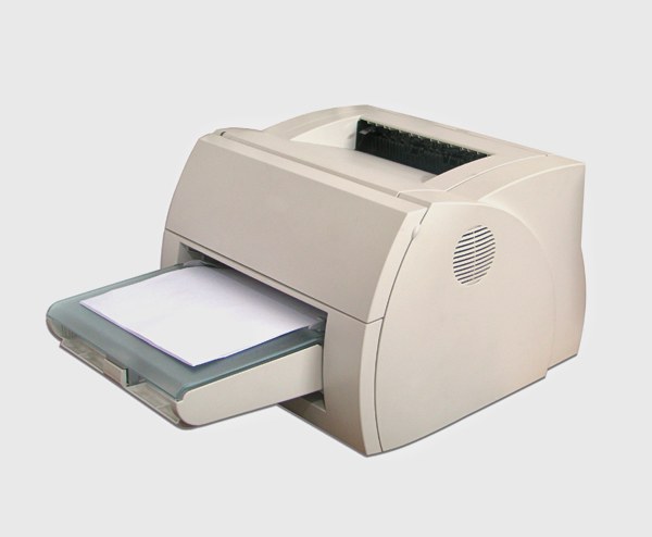 Как заправить бумагу в принтер