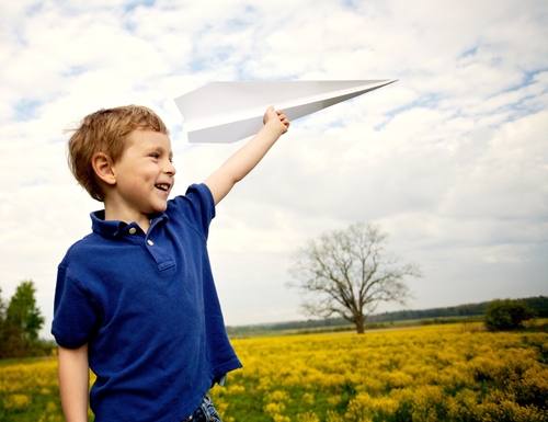Как делать бумажные самолетики