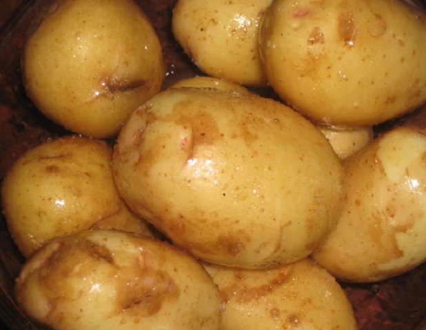 Как запечь в духовке картофель
