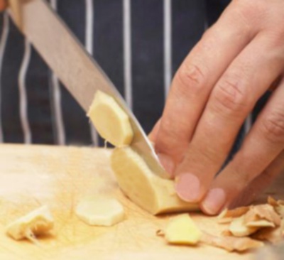 Sliced ginger root