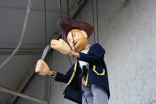 Puppet - a doll that can "revive"