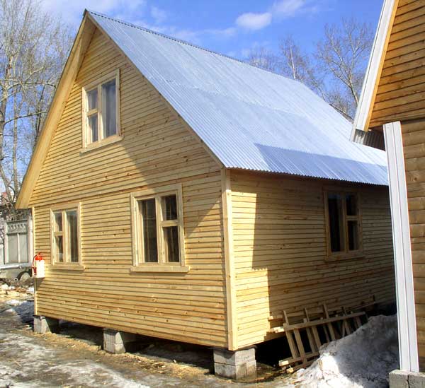 This is such a wonderful house you can build with your own hands