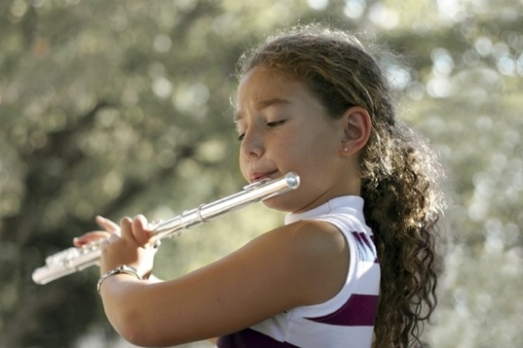 How to play the flute