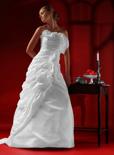 How to choose a wedding dress