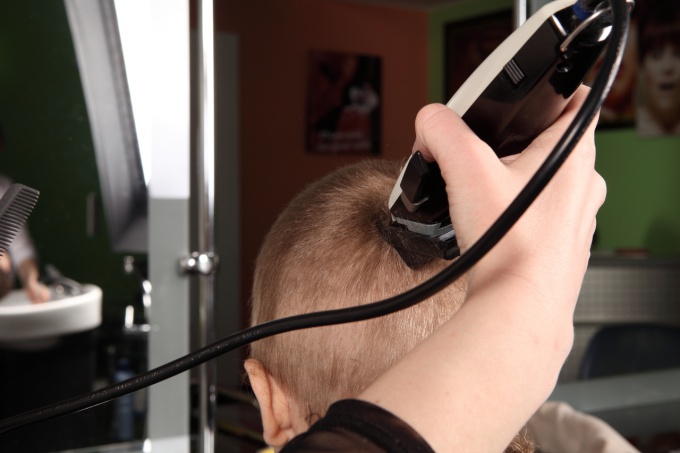 How to cut a clipper haircuts for men