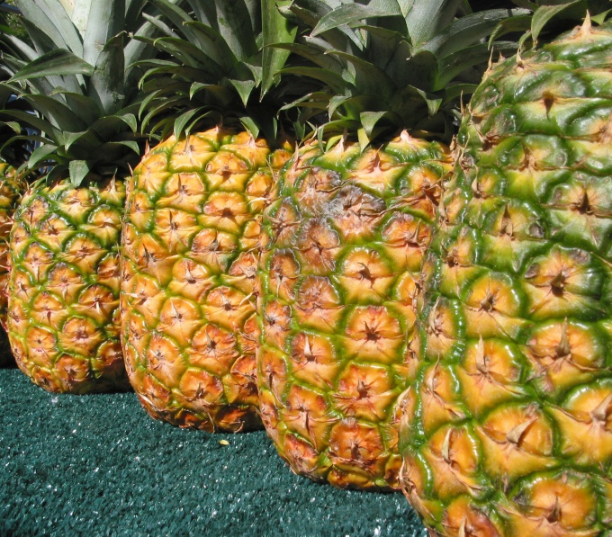 Как определить спелость ананаса