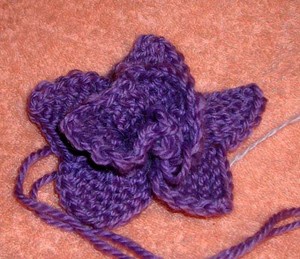 How to knit knitting flowers